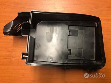 Coperchio vano batteria Suzuki Burgman 400 06-16
