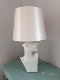 Lampada da tavolo