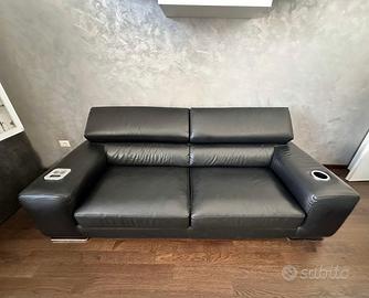 Divano in vera pelle