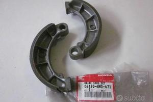 Pastiglie freno honda 06430-mw3-671