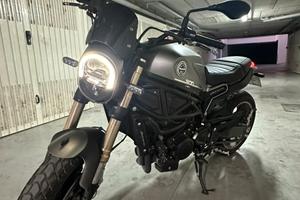 Benelli Leoncino 800