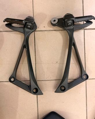 Pedane passeggero originali Kawasaki ZX-10R