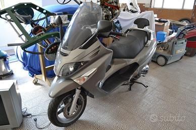 PIAGGIO Xevo 400 X-EVO 400