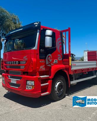 IVECO STRALIS 420 CON PIANALE NUOVO E RAMPE CAMBIO