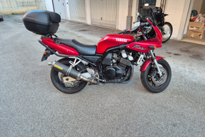 Yamaha Fazer 600