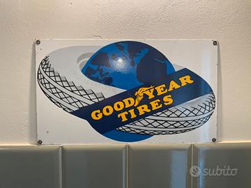 Targa pubblicitaria Goodyear su metallo vintage