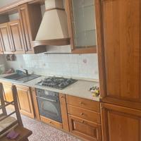 Cucina legno di castagno