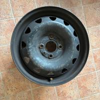 4 cerchi usati F-500