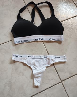  completo intimo Calvin Klein taglia m