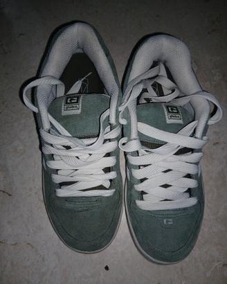 scarpe  globe