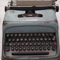 Macchina da Scrivere 