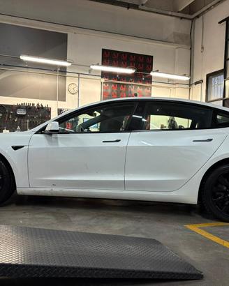 Cerchi nuovi in lega Tesla raggio 18