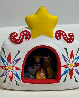 Presepe artigianale in terracotta dipinto a mano
