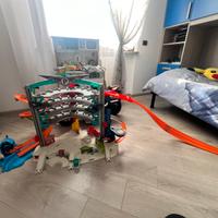 Hot wheel city rovo t-rex ultimate garage