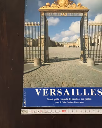 Libro illustrato reggia di Versailles