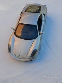 Ferrari scala 1:18
