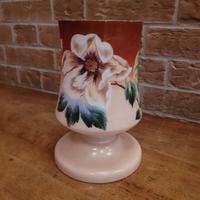 vaso in opaline con fiore dipinto a mano. 23x13