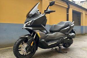 Sym ADX 300
