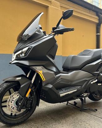 Sym ADX 300