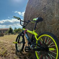 Bici bmx 20 instinct freestyle