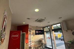 LOCALE COMMERCIALE SU STRADA PRINCIPALE