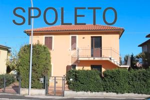 Appartamento villa bifamiliare Spoleto