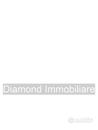 Palazzetto indipendente con terreno a Viagrande