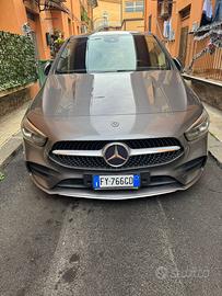 Mercedes Benz B200 AMG