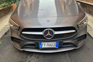 Mercedes Benz B200 AMG