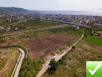 Ampio Terreno Ideale Per Centri Sportivi Gallico