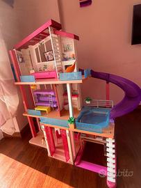 Casa di Barbie usata Tutto per i bambini In vendita a Roma