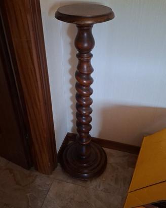 colonna in legno