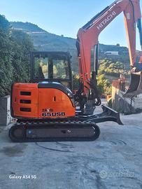 Miniescavatore hitachi zaxis 65