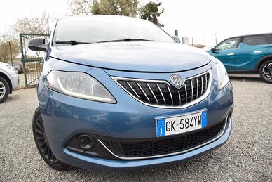 Lancia Ypsilon ALBERTA FERRETTI 1.0 HYBRID FireFly