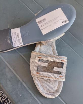 Sandali Fendi Baguette di pelle