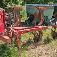 Aratro Trivomere Vogel-Noot