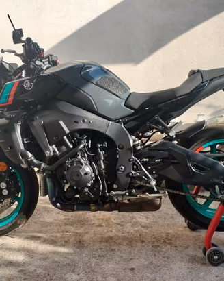 Yamaha MT 10 (2800 km)