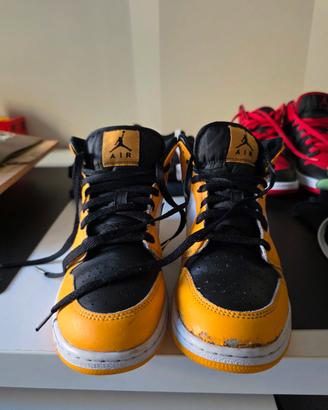 Air Jordan 1 Mid "Taxi"  (introvabili)