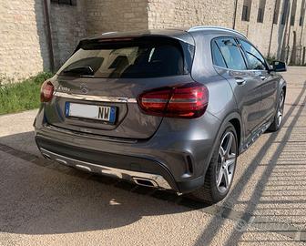 Mercedes GLA 180d AMG Premium full 2018