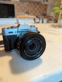 Fujifilm X-T20 Silver + Fujinon XC 16-50mm OIS II