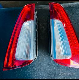 Fanali posteriori a led lancia musa