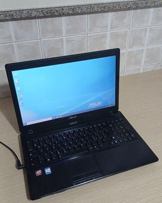 Notebook Asus con Intel core i3 e Windows 10