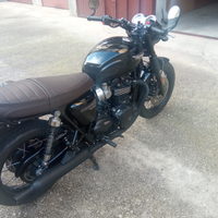 Triumph Bonneville T120 black