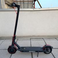 Monopattino elettrico Alfa Romeo Xiaomi