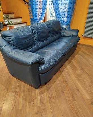 Divano letto in pelle