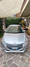 Peugeot 208 - 1.6 HDi   92cv del 6/2013