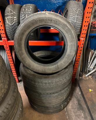 4 Gomme Termiche 235/60 R17 102H