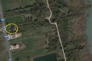 Terreno lago Trasimeno recintato pozzo con servizi