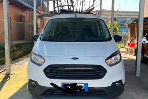 Ford courier 
