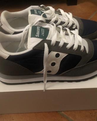 Scarpe Saucony numero 44 nuove 60 euro